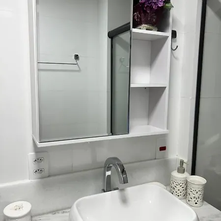 Apt Perto Da Praia Com Vaga E Serv De Arrumadeira Rio de Janeiro Exterior photo