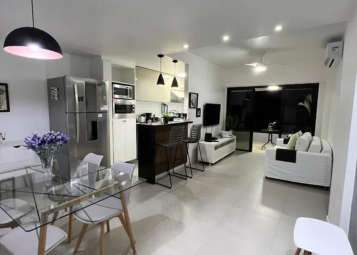 Apt Perto Da Praia Com Vaga E Serv De Arrumadeira