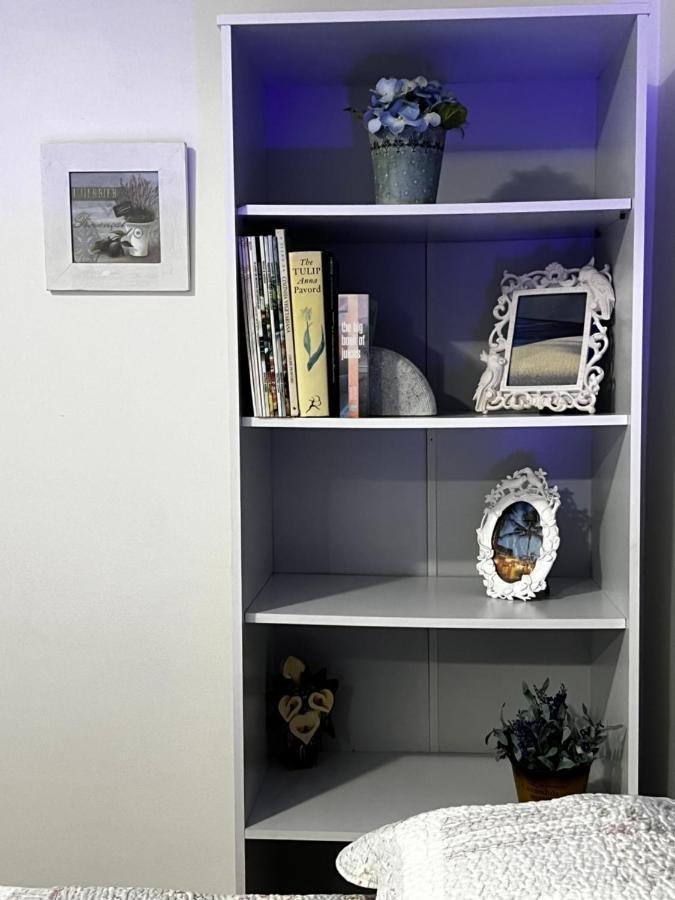 Apartamento Perto Da Com Vaga E Serv De Arrumadeira