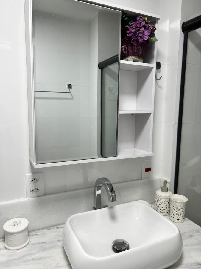 Perto Da Com Vaga E Serv De Arrumadeira Apartamento