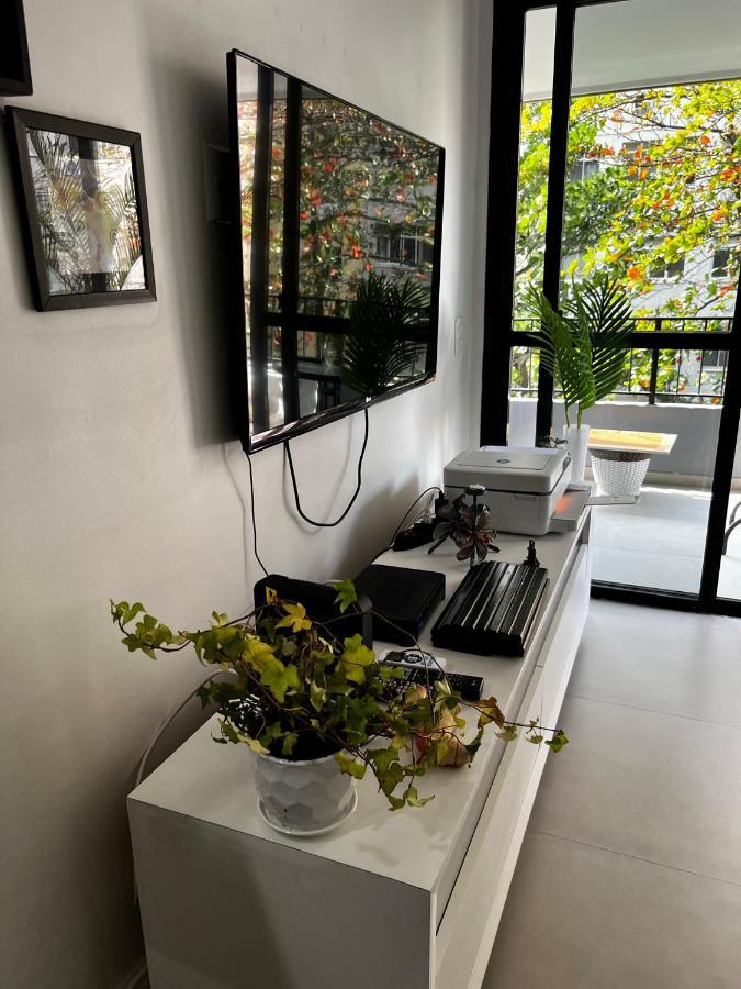 Apartamento Perto Da Com Vaga E Serv De Arrumadeira Rio de Janeiro